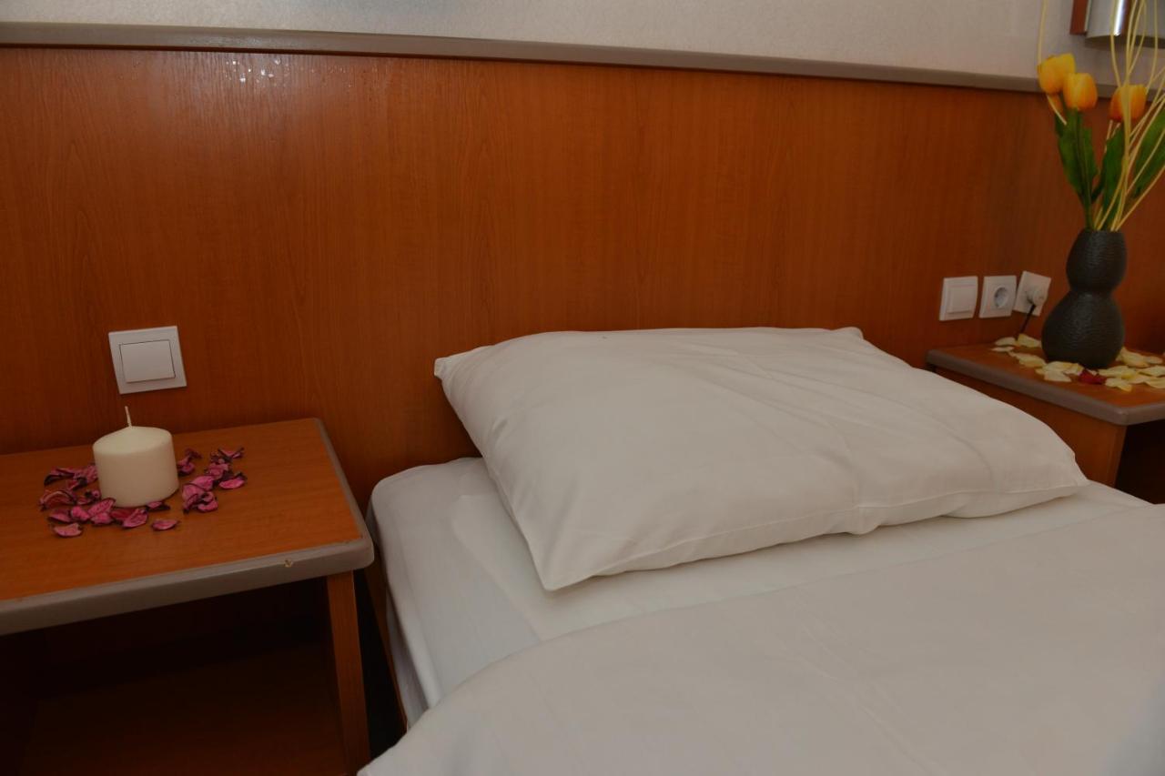 Hotel Bellevue Ilinden Ngoại thất bức ảnh