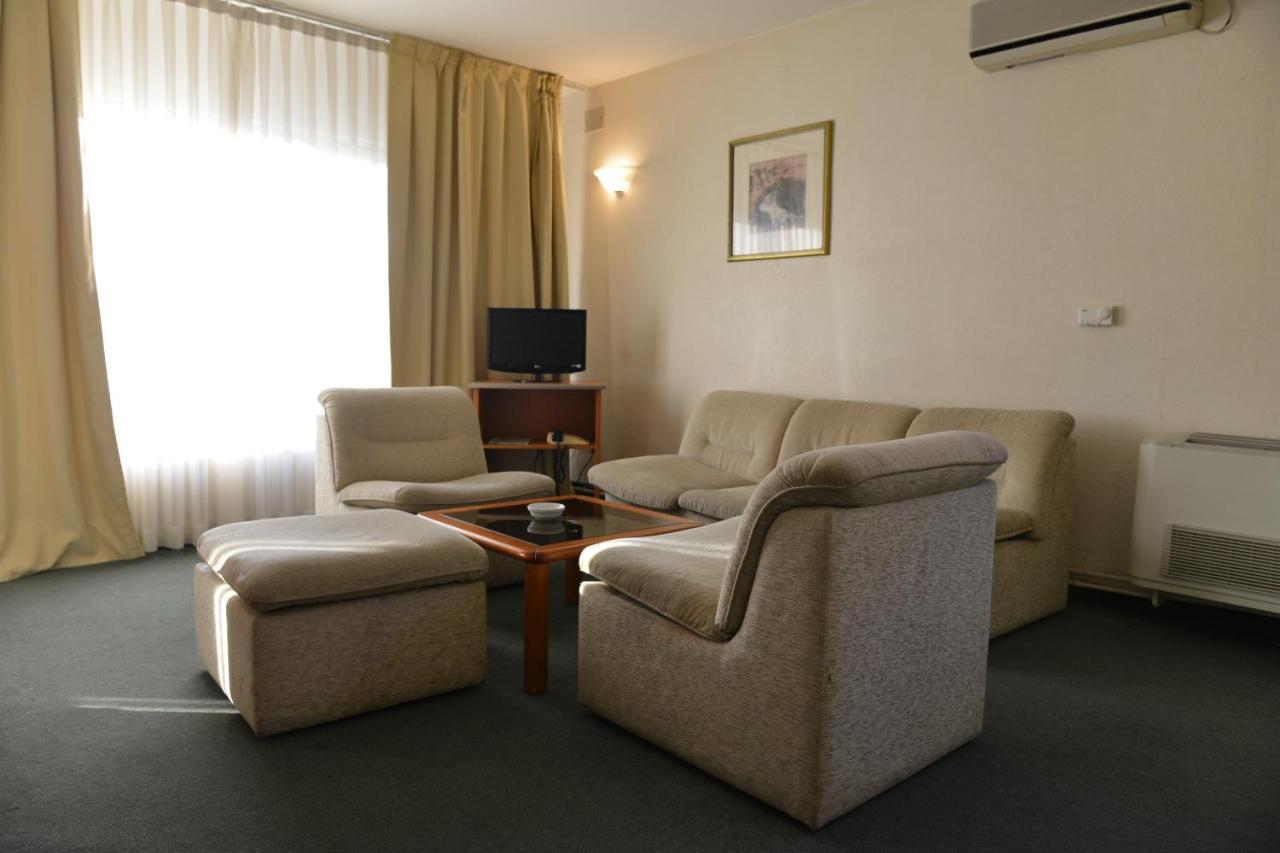Hotel Bellevue Ilinden Ngoại thất bức ảnh